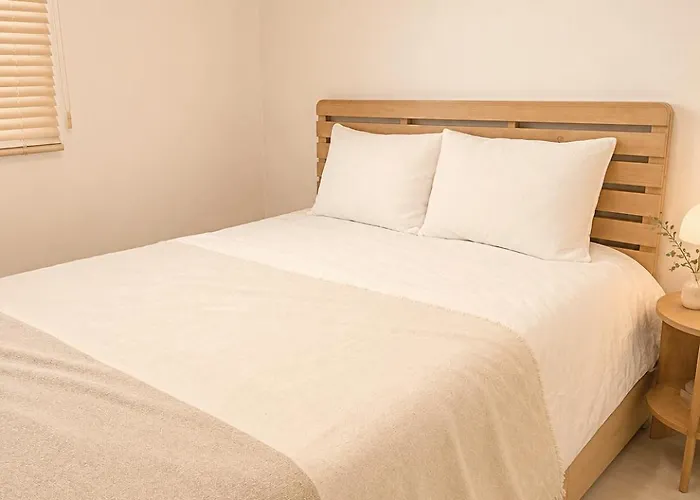 In # Near # Quiet 3br # 5 Person # 3f *